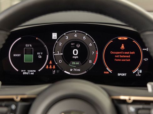 Certified 2025 Porsche Cayenne Turbo AWD/4WD image 29