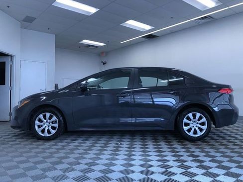 Certified 2025 Toyota Corolla LE image 11