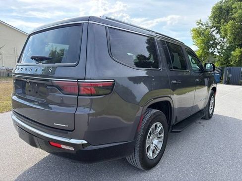 Used 2022 Jeep Wagoneer Series I AWD/4WD image 5