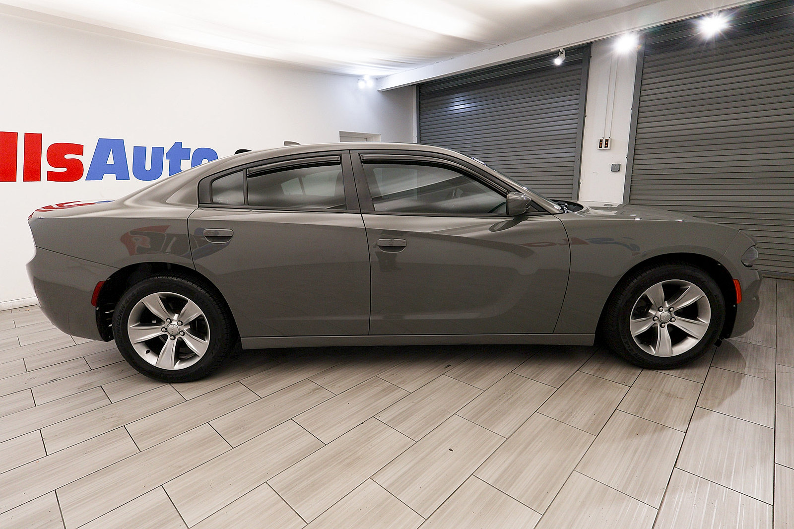 Used 2018 Dodge Charger SXT Plus RWD image 6