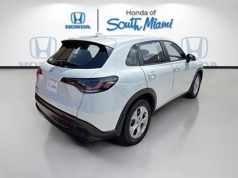 Used 2024 Honda HR-V LX image 7