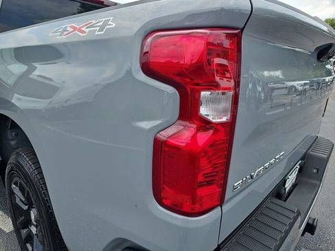 Used 2024 Chevrolet Silverado 1500 LT AWD/4WD image 37