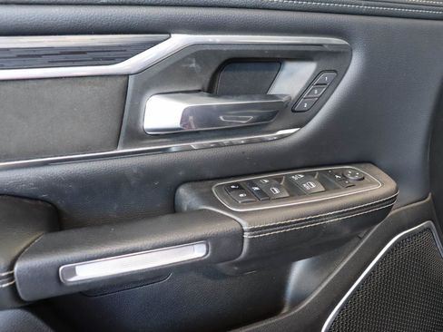 Used 2023 RAM 1500 Laramie AWD/4WD image 15