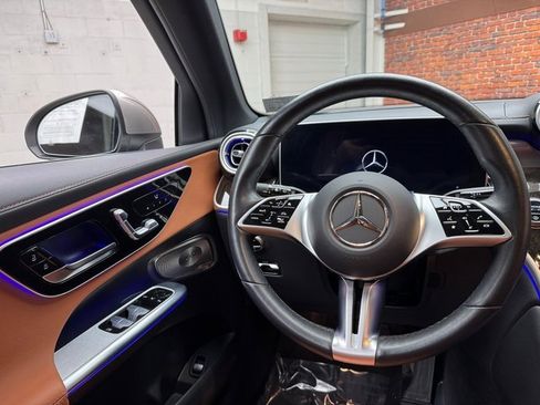 Certified 2023 Mercedes-Benz GLC 300 GLC 300 image 13