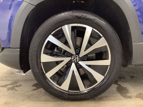 Used 2022 Volkswagen Taos SE AWD/4WD image 14