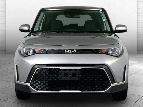 Certified 2025 Kia Soul LX w/ LX Technology Package image 2