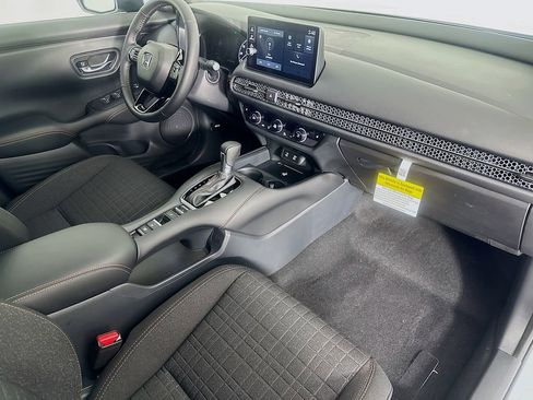 New 2026 Honda HR-V Sport image 38