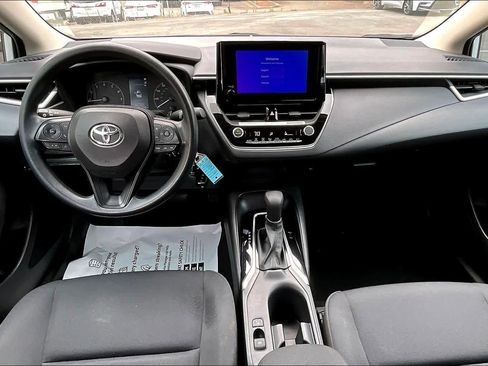 Used 2023 Toyota Corolla LE image 15