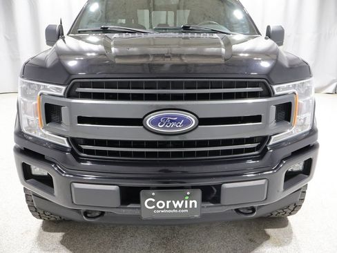 Used 2018 Ford F150 XLT w/ Equipment Group 302A Luxury AWD/4WD image 9
