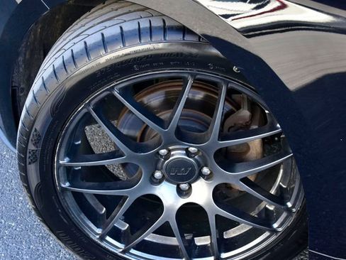 Used 2015 Ford Mustang Coupe RWD image 27