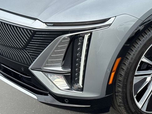 Certified 2024 Cadillac Lyriq Luxury w/ LPO, Floor Liner Package image 29
