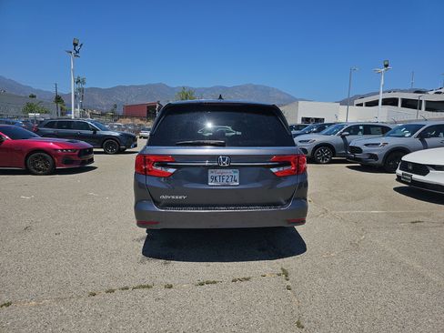 Used 2024 Honda Odyssey EX-L image 5