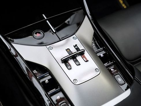 Used 2025 Ferrari Purosangue image 61