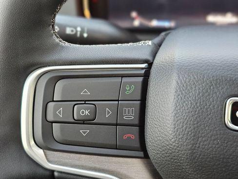 New 2026 Jeep Grand Wagoneer L Limited AWD/4WD image 17