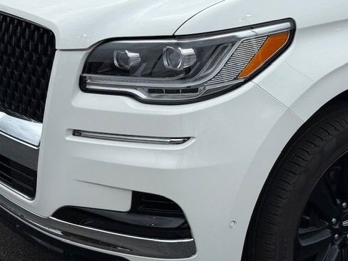 Used 2024 Lincoln Navigator Black Label AWD/4WD image 12