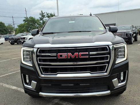 Certified 2021 GMC Yukon XL SLT AWD/4WD image 2