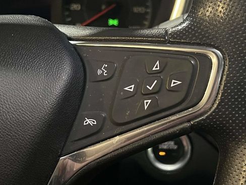Used 2020 Chevrolet Equinox LS AWD/4WD image 21