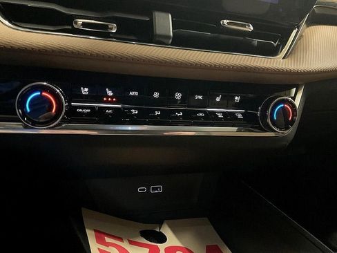 New 2026 Chevrolet Equinox ACTIV w/ Convenience Package III AWD/4WD image 21