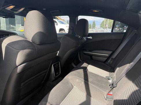 Used 2022 Dodge Charger Scat Pack w/ Driver Convenience Group image 16