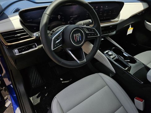 New 2025 Buick Envision Avenir image 18