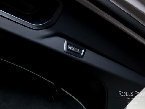 New 2026 Rolls-Royce Cullinan image 27