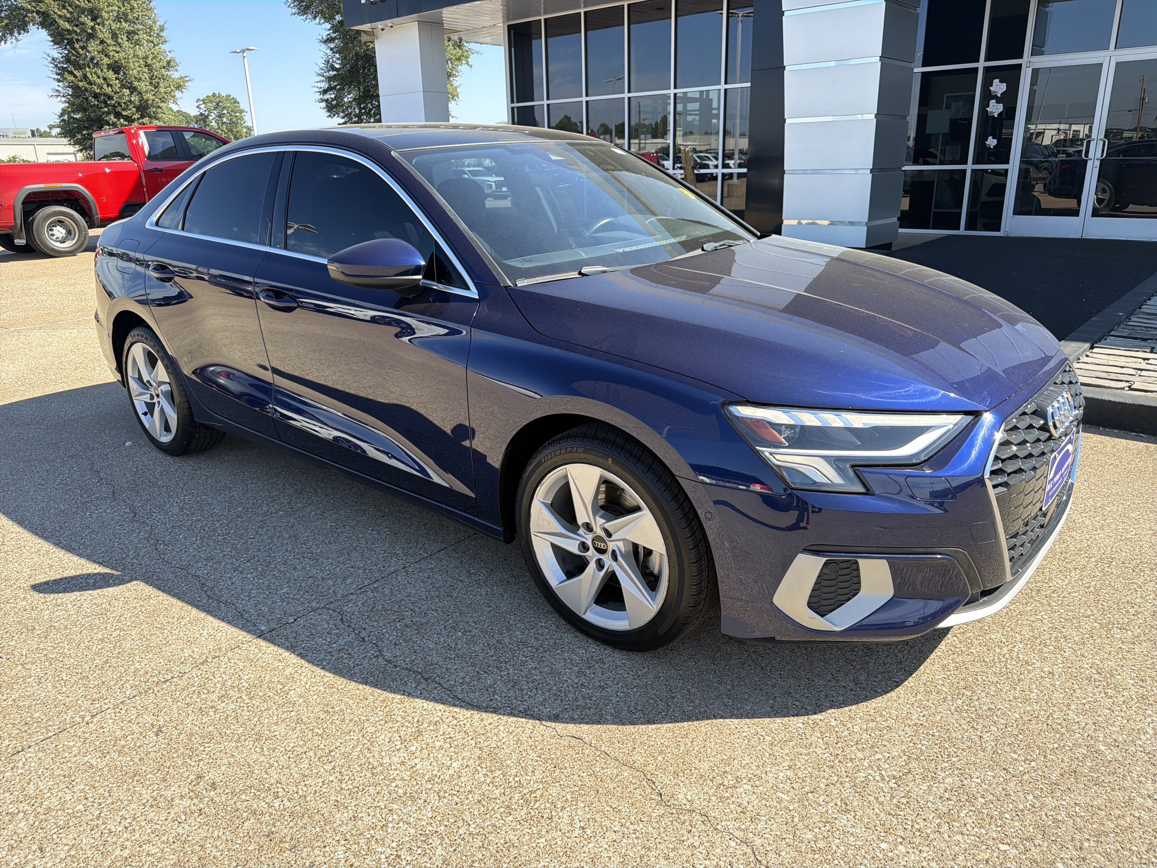 Used 2023 Audi A3 2.0T Premium w/ Convenience Package FWD image 2