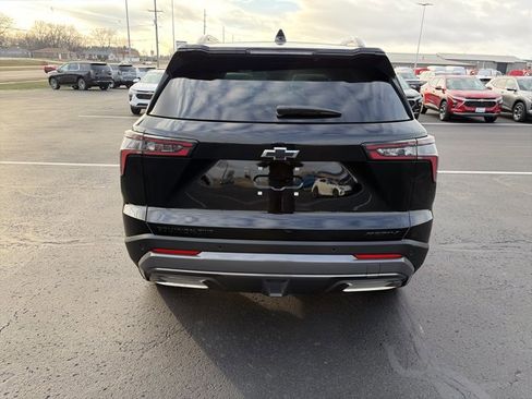 Used 2026 Chevrolet Equinox ACTIV w/ LPO, Floor Liner Package image 4