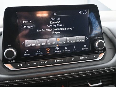 Used 2023 Nissan Rogue SV image 13