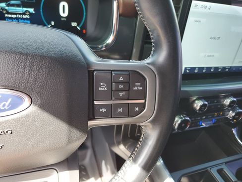 Used 2022 Ford F150 Lariat AWD/4WD image 29