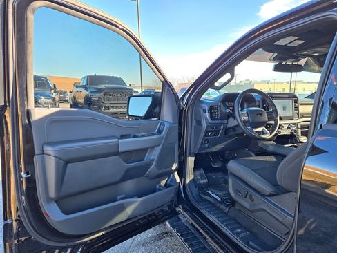 Used 2025 Ford F150 XLT w/ Equipment Group 302A MID image 11