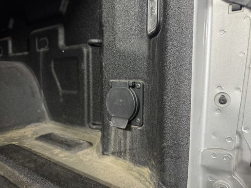 Used 2022 Chevrolet Silverado 1500 LT image 72