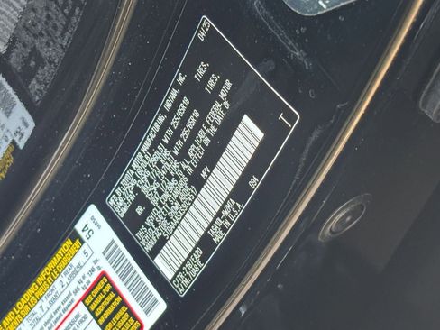 Used 2025 Toyota Grand Highlander FWD image 32