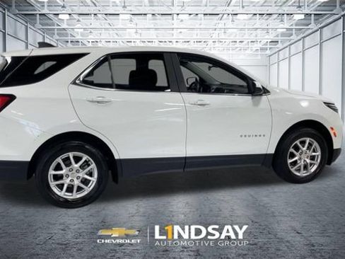Used 2024 Chevrolet Equinox LT AWD/4WD image 2