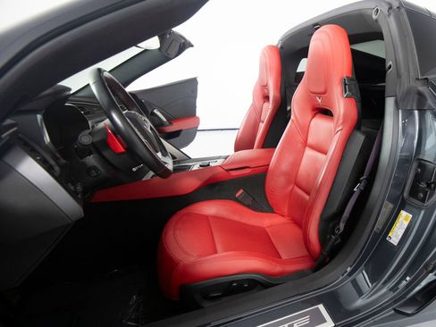 Used 2017 Chevrolet Corvette Grand Sport RWD image 41