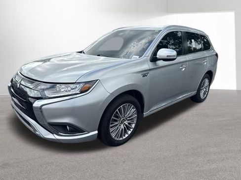 Used 2022 Mitsubishi Outlander LE AWD/4WD image 1