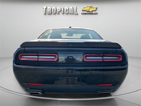 Used 2022 Dodge Challenger GT image 4