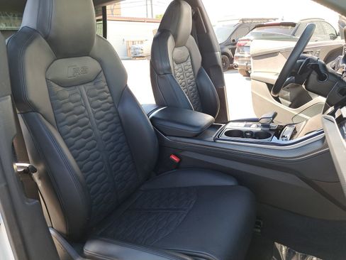 Used 2023 Audi RS Q8 4.0T image 10