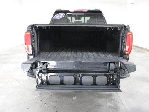 Used 2020 GMC Sierra 1500 AT4 w/ AT4 Premium Package AWD/4WD image 23