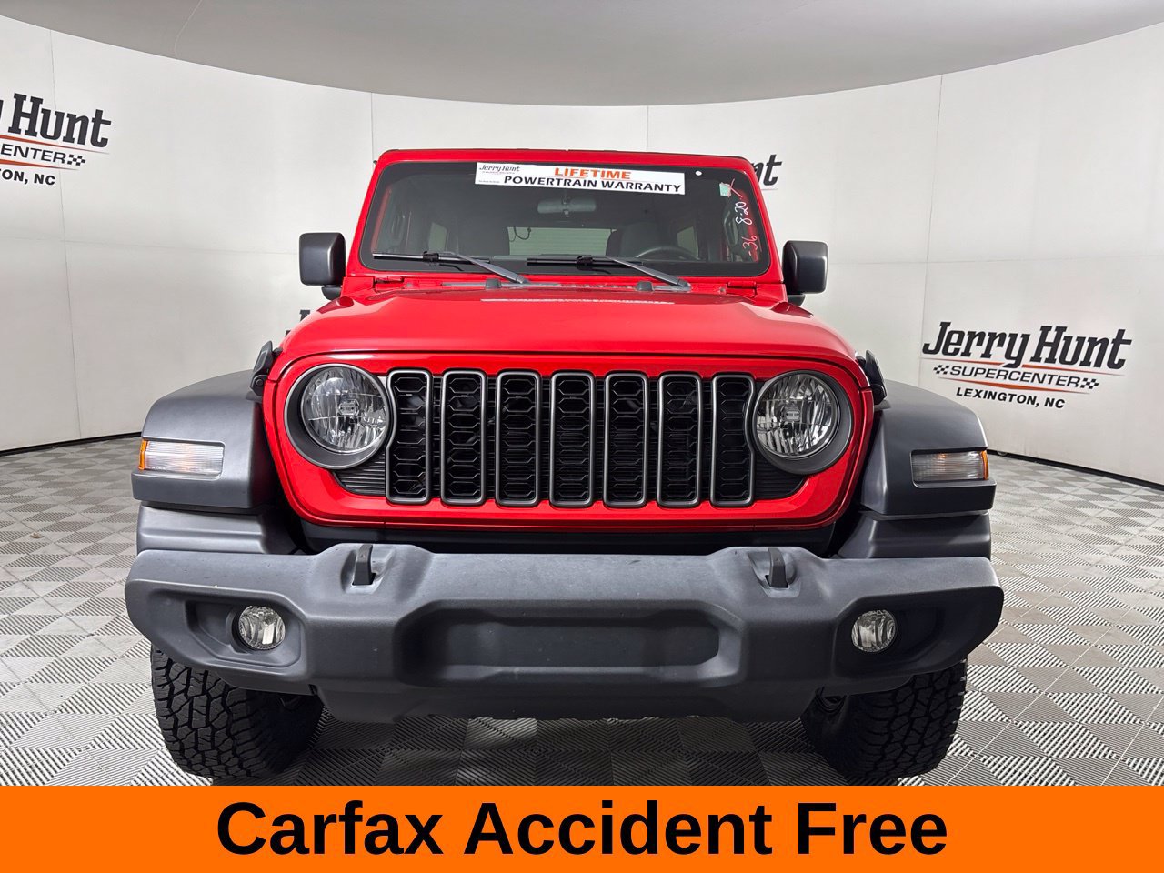 Used 2024 Jeep Wrangler Unlimited Sport AWD/4WD image 3