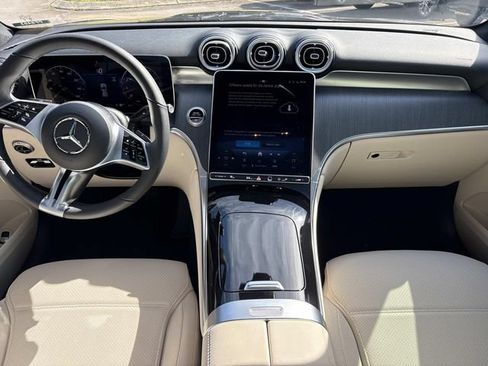 Used 2025 Mercedes-Benz GLC 300 w/ Winter Package image 16
