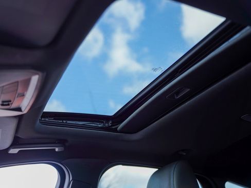 Used 2017 Ford Focus RS image 33