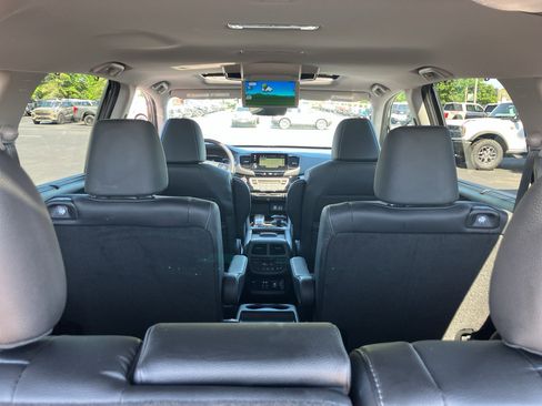 Used 2022 Honda Pilot Touring image 34
