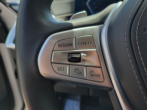 Used 2024 BMW X7 xDrive40i w/ Premium Package AWD/4WD image 29