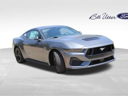 New 2026 Ford Mustang GT RWD image 2