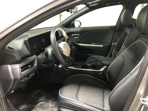 New 2025 Kia K4 GT-Line w/ GT-Line Sunroof Package image 17