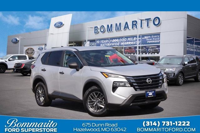 Used 2024 Nissan Rogue S FWD image 1