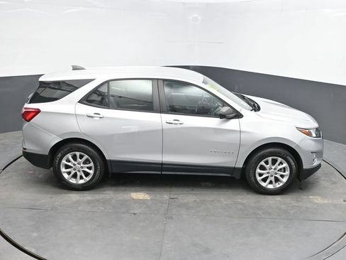 Used 2021 Chevrolet Equinox LS AWD/4WD image 40