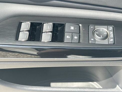 Used 2024 Lexus ES 300h Ultra Luxury w/ Accessory Package (Z2) FWD image 27