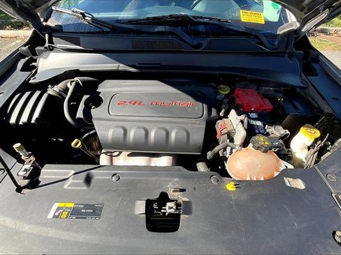 Used 2020 Jeep Compass Limited image 9