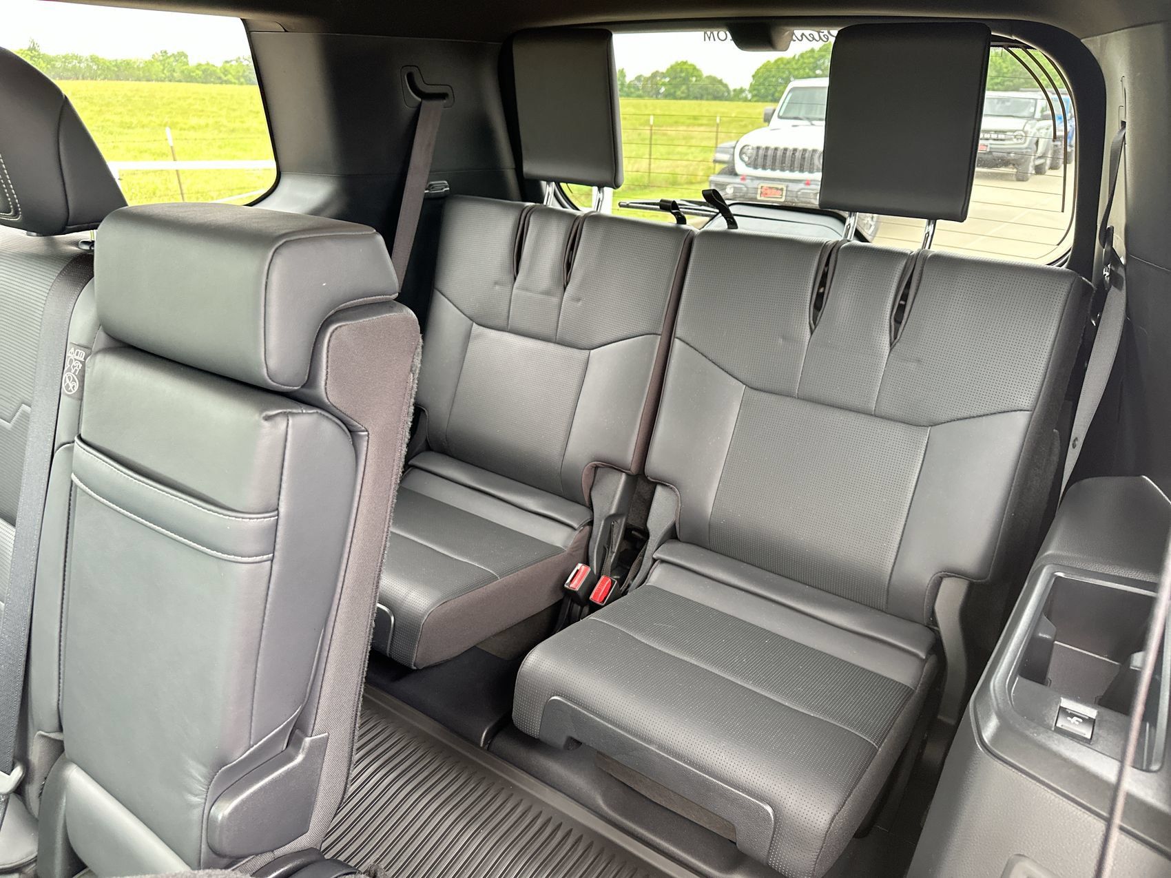 Used 2025 Lexus GX 550 w/ Cold Area Package AWD/4WD image 23